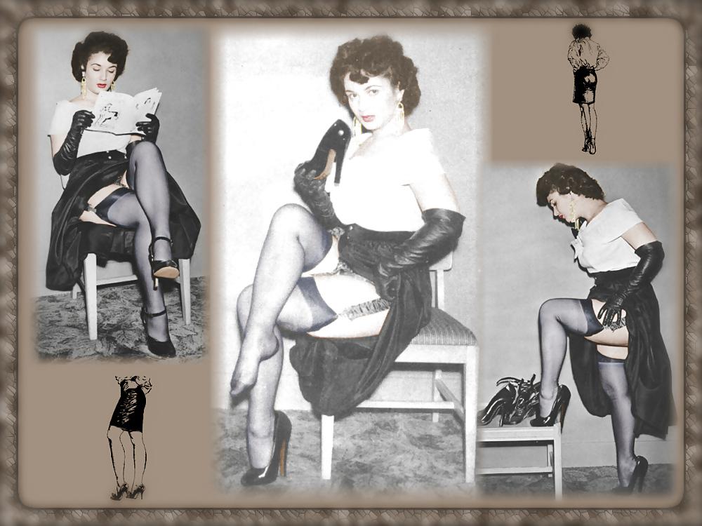 13P Vintage Desktop Art