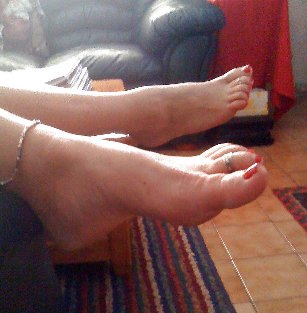 25P Sexy Feet and Soles #1