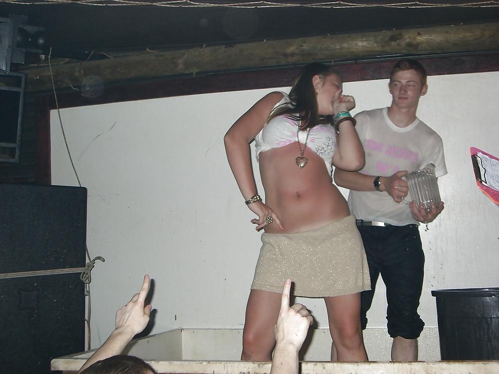25P Miss Wet T-Shirt - HOT British Girls