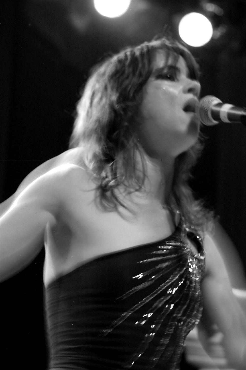 11P Juliette Lewis - Cute 'n Raunchy