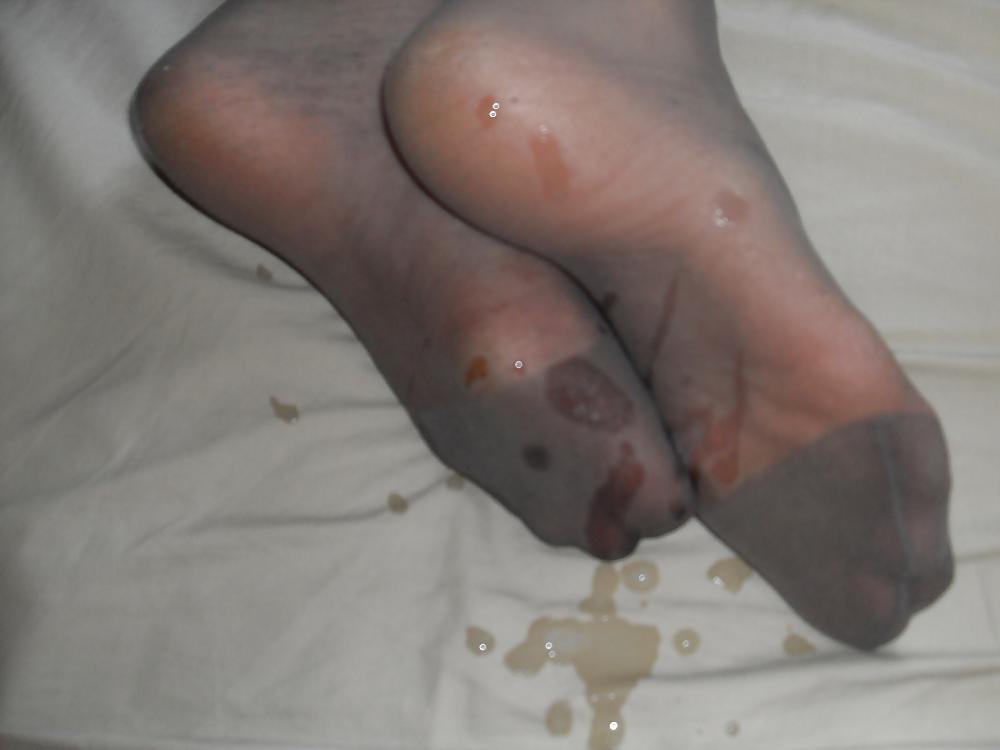7P Wifes nylon feet