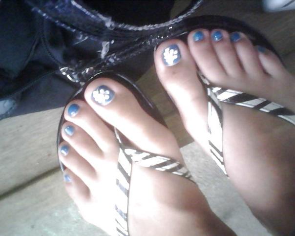 25P Cute Teen Feet From Facebook