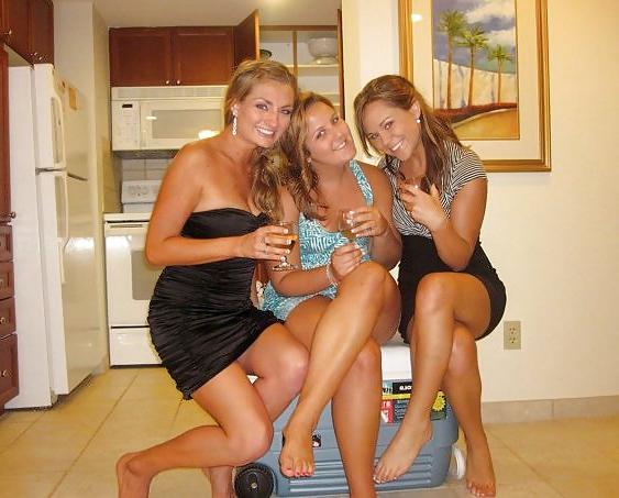 25P Cute Teen Feet From Facebook