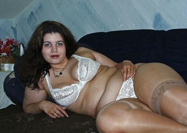 11P MY CHUBBY ARAB FREIND