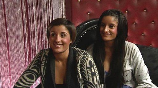 6P British Indian twins - Preeti and Priya 