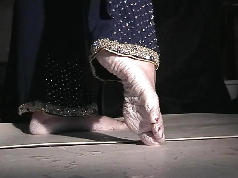 21P Bianca's wet wrinkled feet 