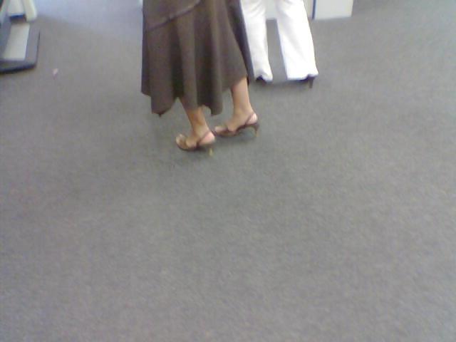 25P Feet all around