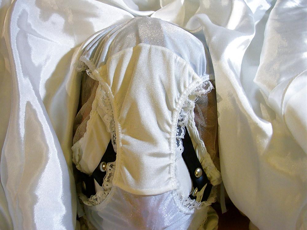 13P Sissy bride panty rubberhood fetish