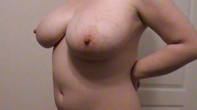 25P MILF Lateshay big natural titties