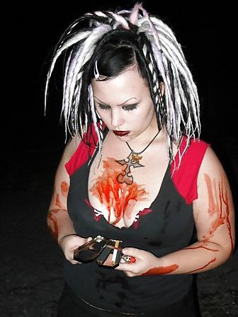 17P Chubby Suicide Girl smokes and teases