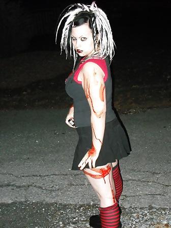 17P Chubby Suicide Girl smokes and teases