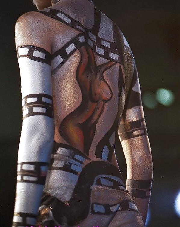 25P BODY ART 05