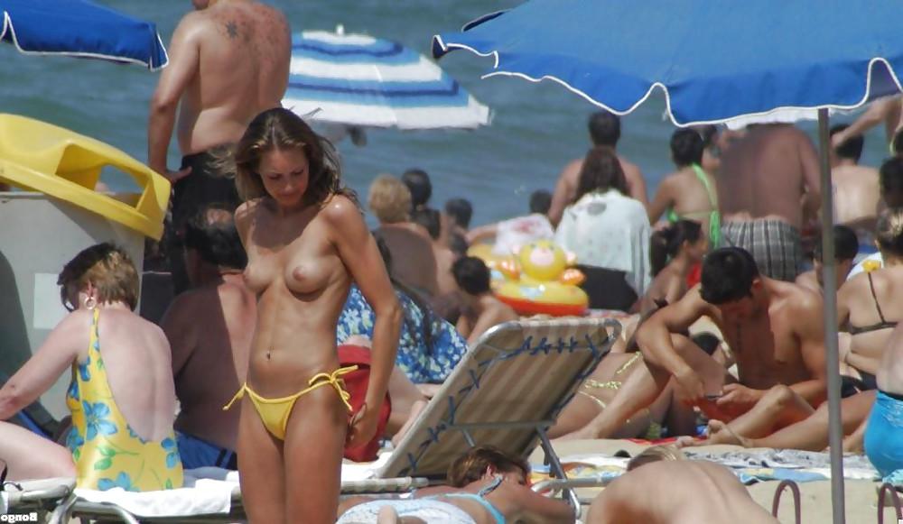 18P Topless and Nude beach