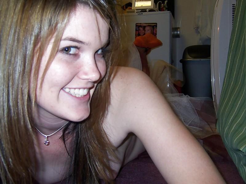 24P Cute Hairy Teen Selfpics