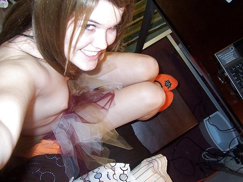 24P Cute Hairy Teen Selfpics