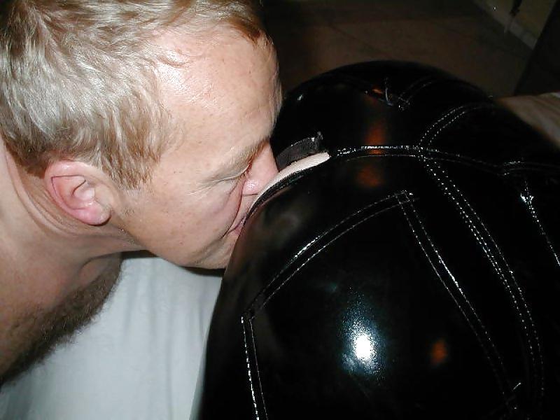 9P Black PVC