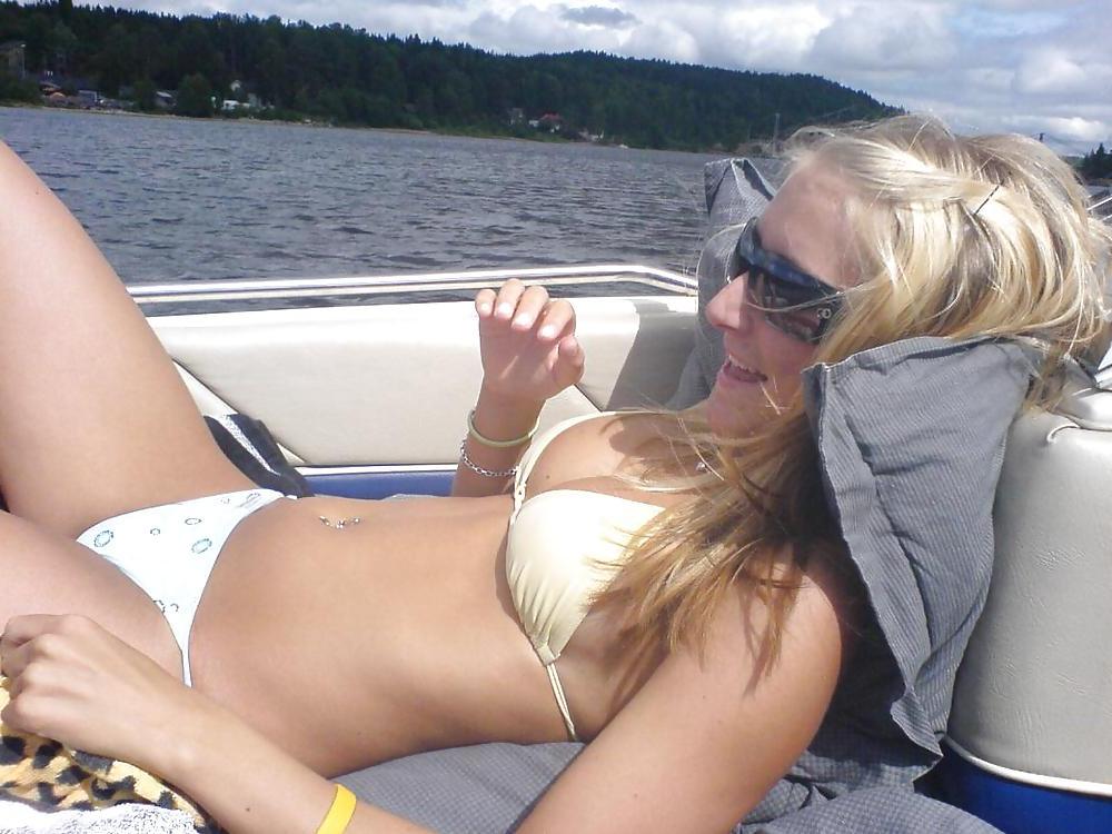 25P Girls With Glasses & Cum