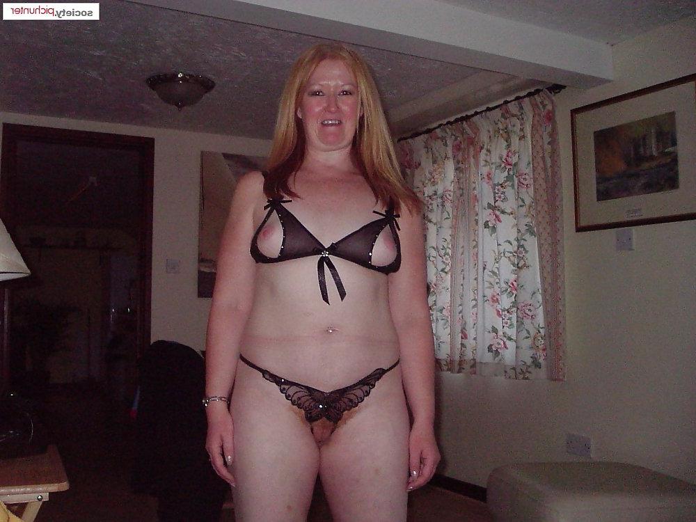 25P Real Slutty Ginger Amateurs