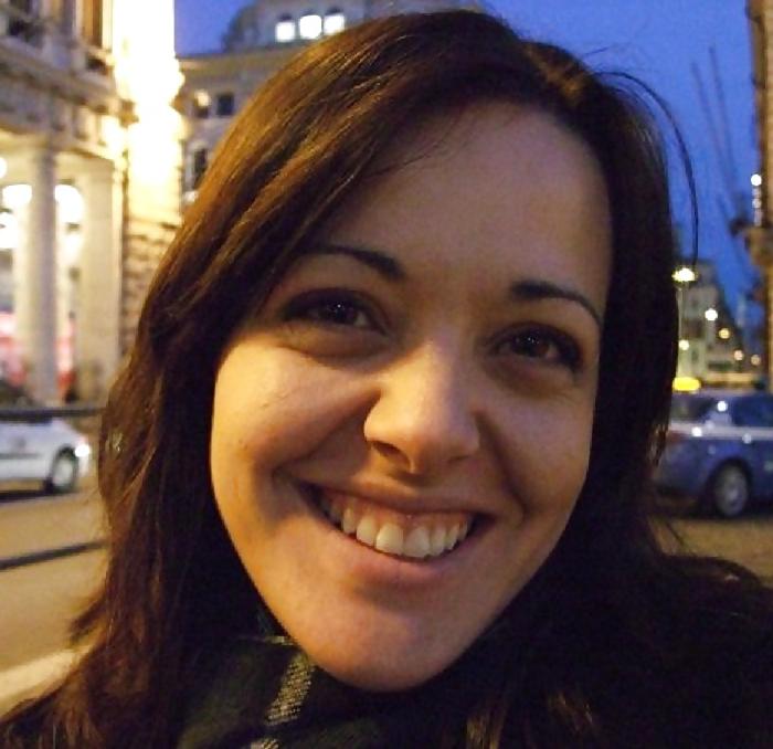 25P Michelle,expert art of handjob and blowjob,facial.