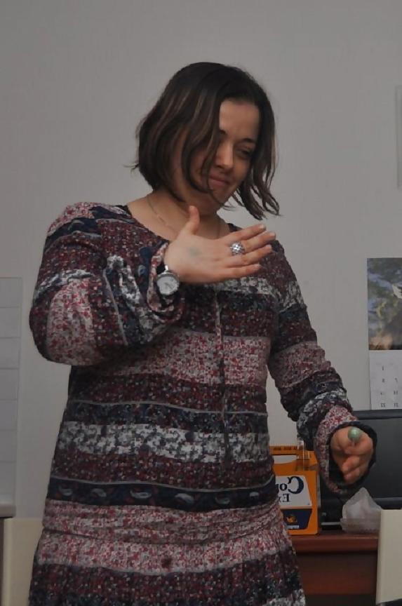 25P Michelle,expert art of handjob and blowjob,facial.
