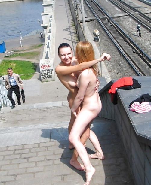 16P Lesbians fucking in public