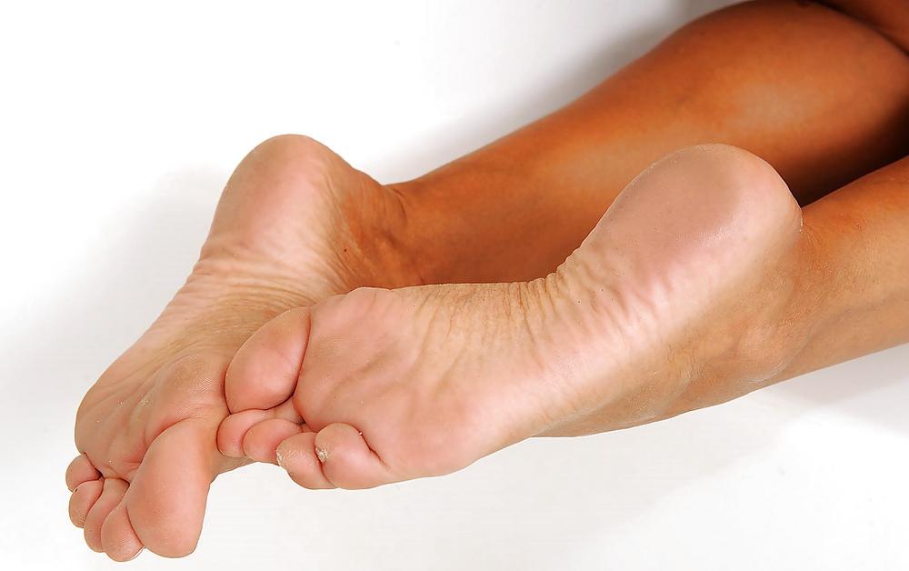 25P Sexy Feet and Soles #3