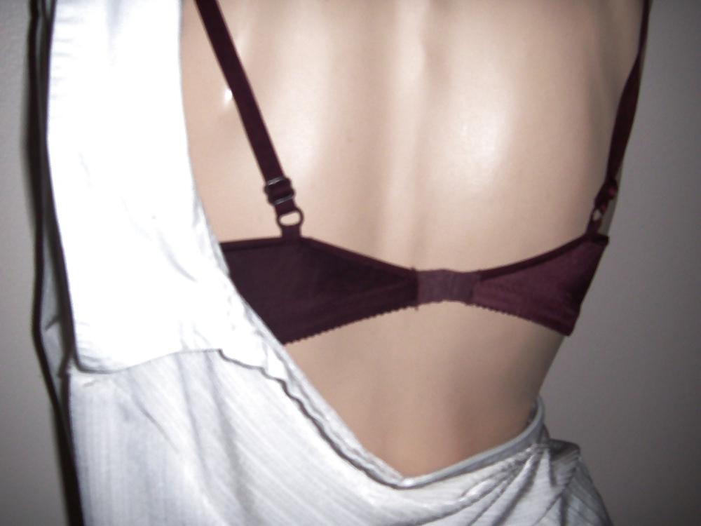 7P Rachelle in her Bra - Stuck up Bitch Showing Off