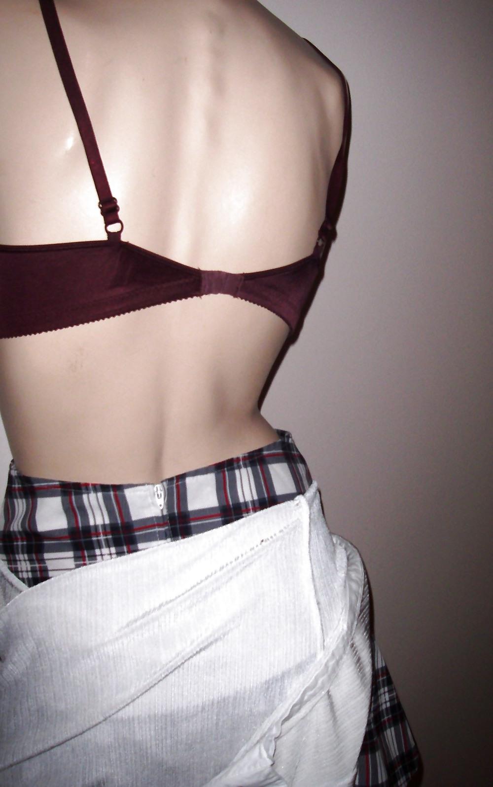 7P Rachelle in her Bra - Stuck up Bitch Showing Off