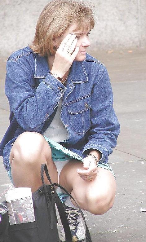 24P Real Upskirt - 3