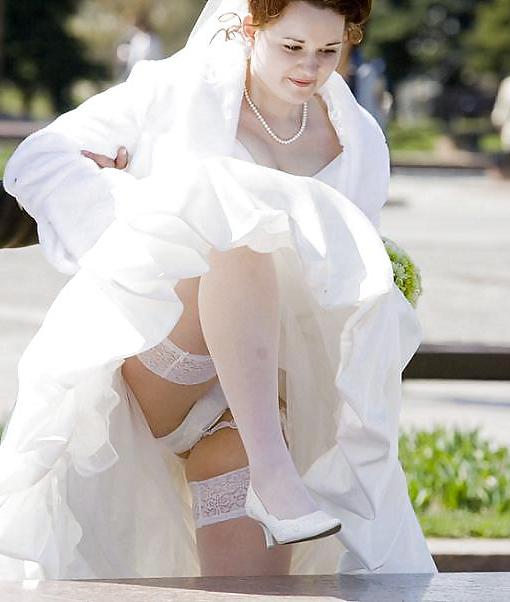 24P Real Upskirt - 3