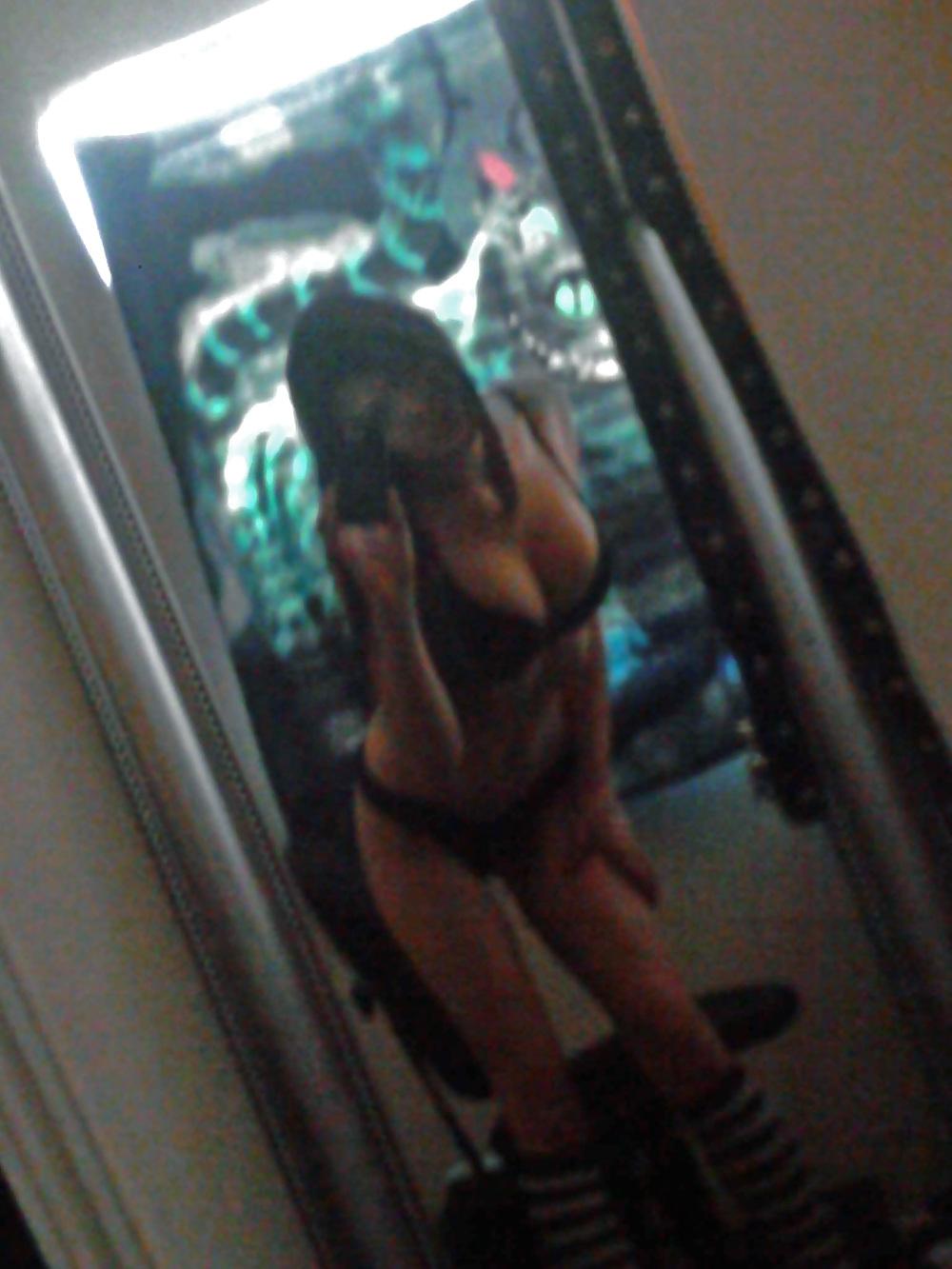 4P I need someone to play photographer! 