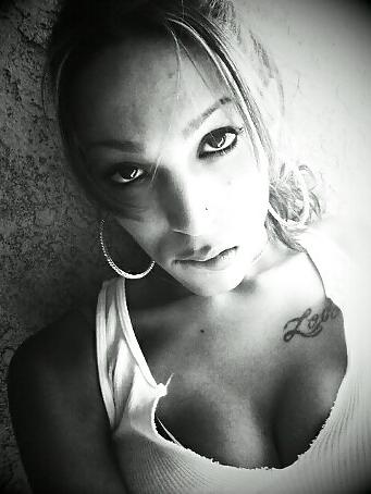 12P Stupid Tranny bitch