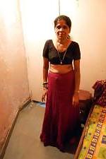 7P Nuding  for  money,old  aunty