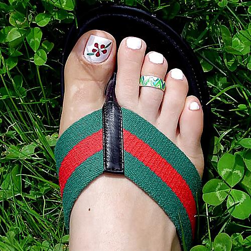 20P Feet in Flip Flops #1