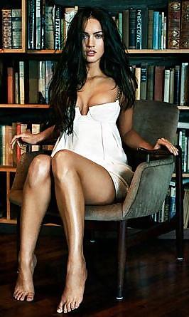 25P Megan fox legs feet
