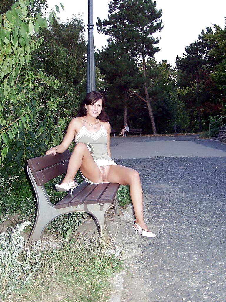 21P Naked in Public #101
