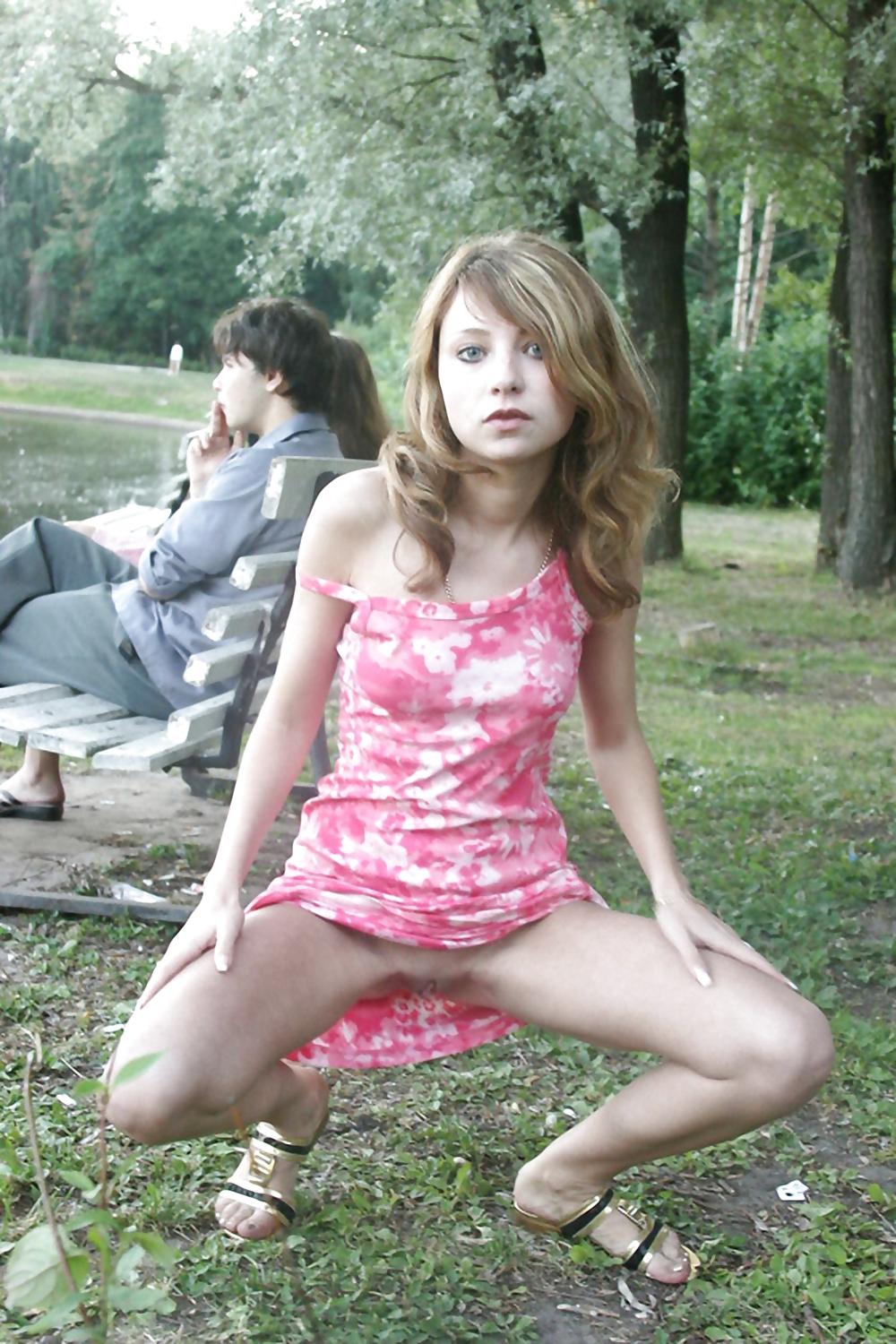 21P Naked in Public #101