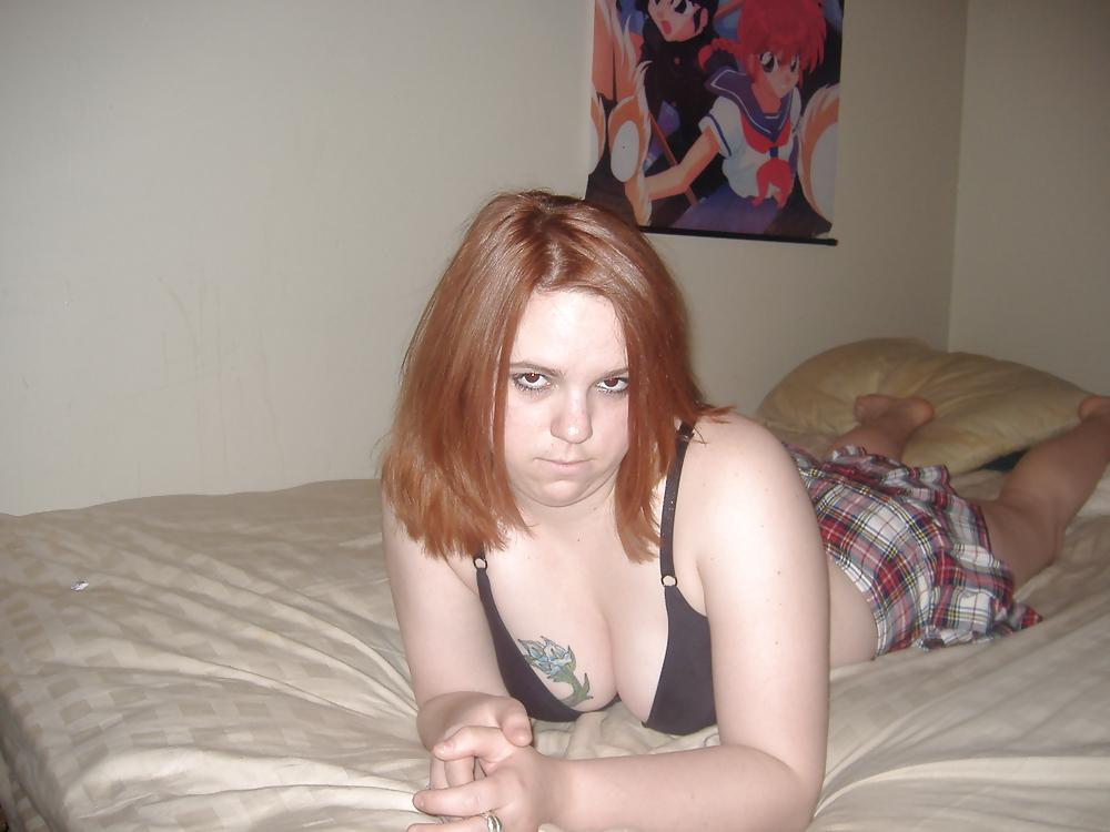 25P Chubby redhead