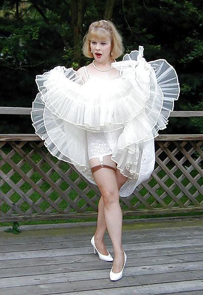 17P Amy - Prom Queen Revisited