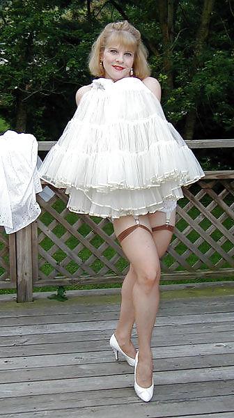 17P Amy - Prom Queen Revisited