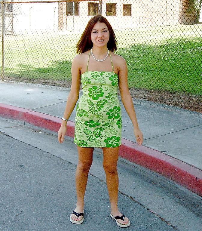 19P NUDE IN PUBLIC - Sarah
