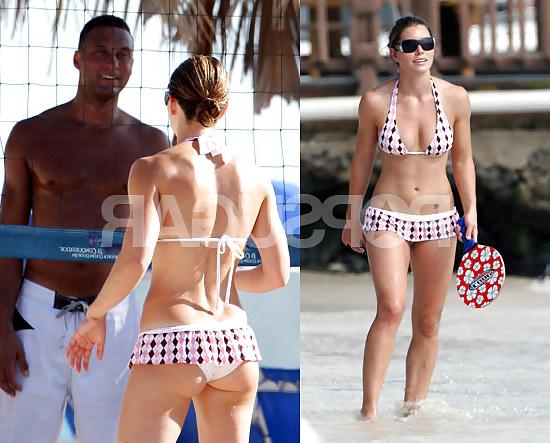 25P Jessica biel legs & feet