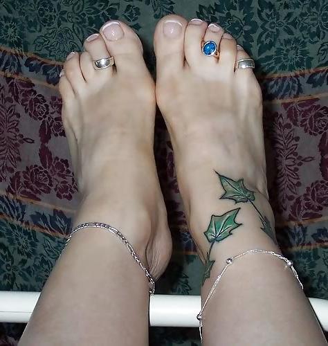 25P Sexy Feet