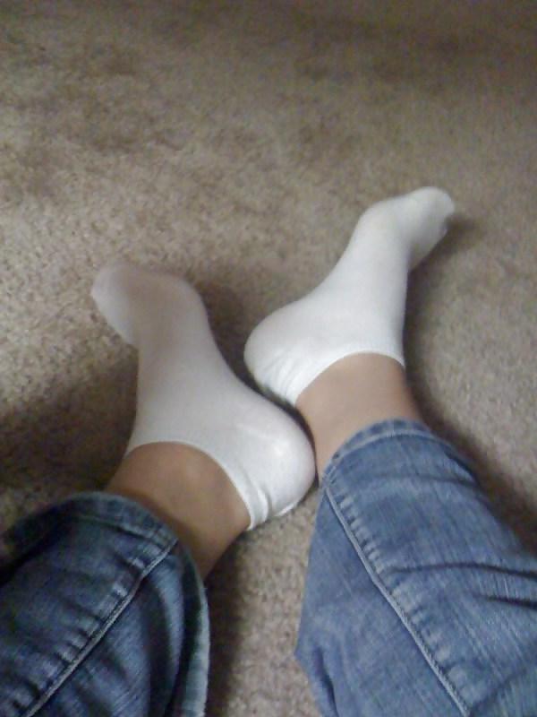 25P My ex feet pussy and white ankle socks