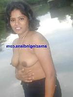 14P Aunty doing nude pic,for  money