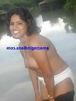14P Aunty doing nude pic,for  money