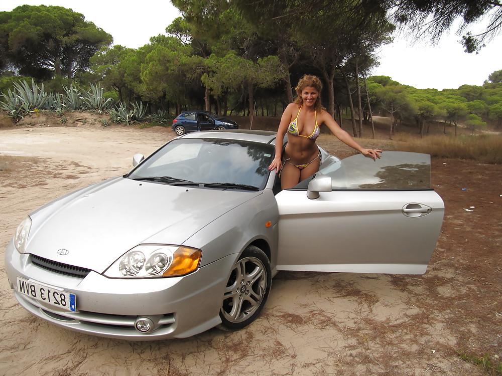 21P Yadira showing off in public