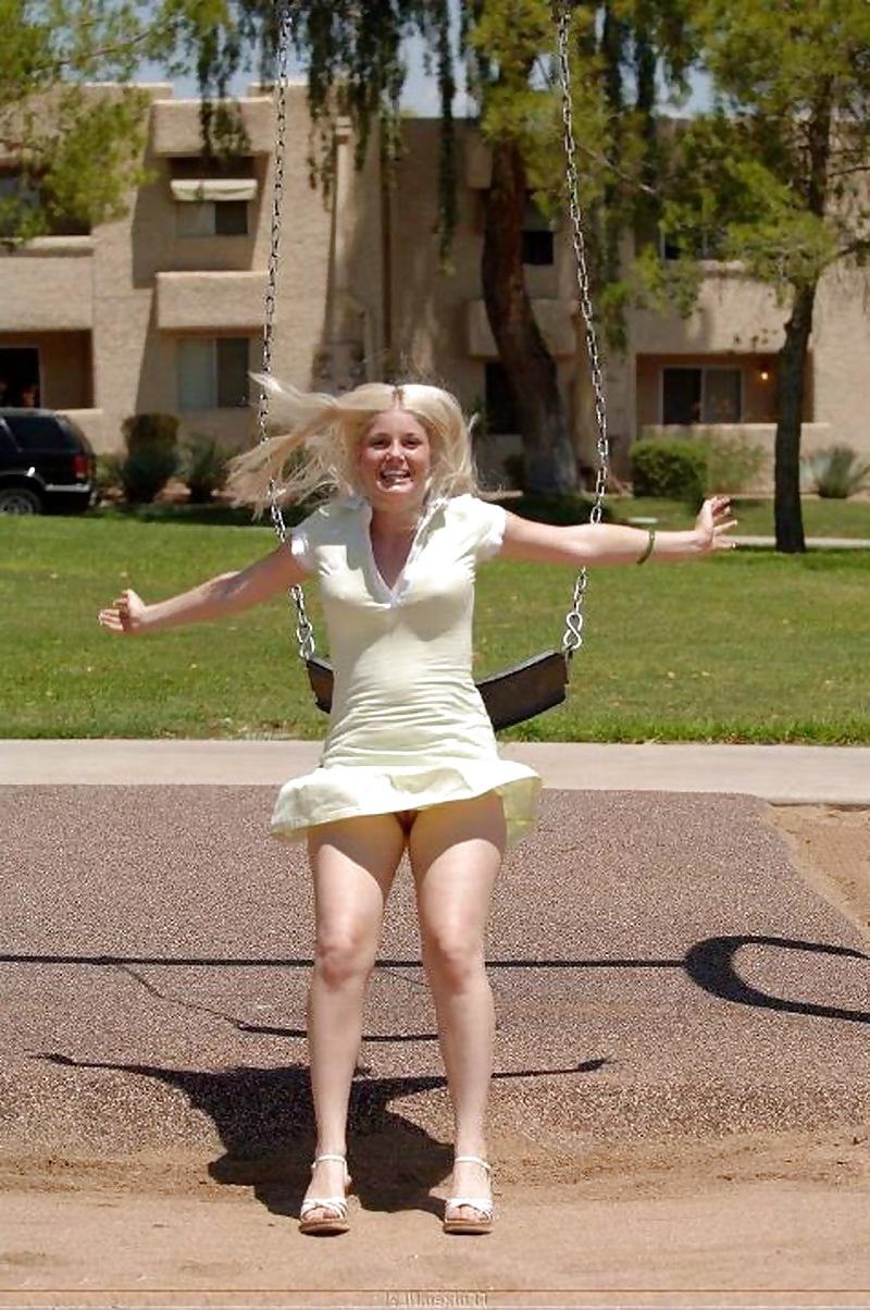 21P Naked in Public #103