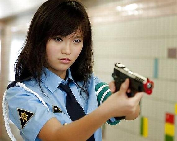 25P Sexy Female Police Officers From Around The World 