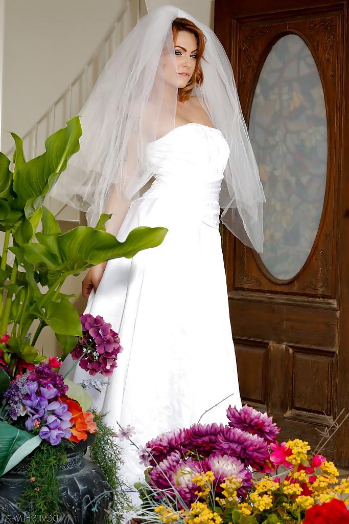 16P Slutty brunette bride Dahlia Sky showing off her trimmed bush